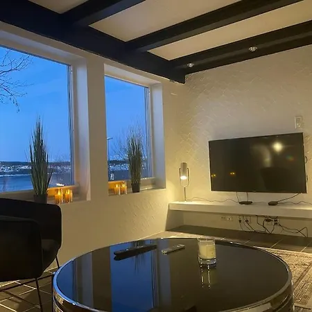 Gateway Senja 아파트 *